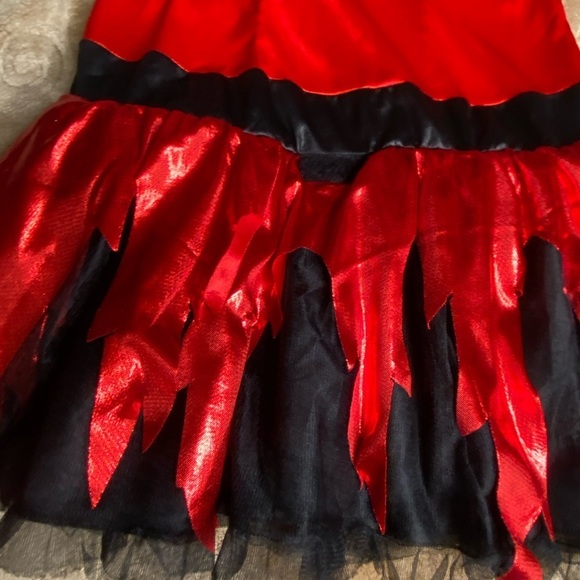 Girl Devil Costume Dress Only Size 7-8 Years - Picture 15 of 16